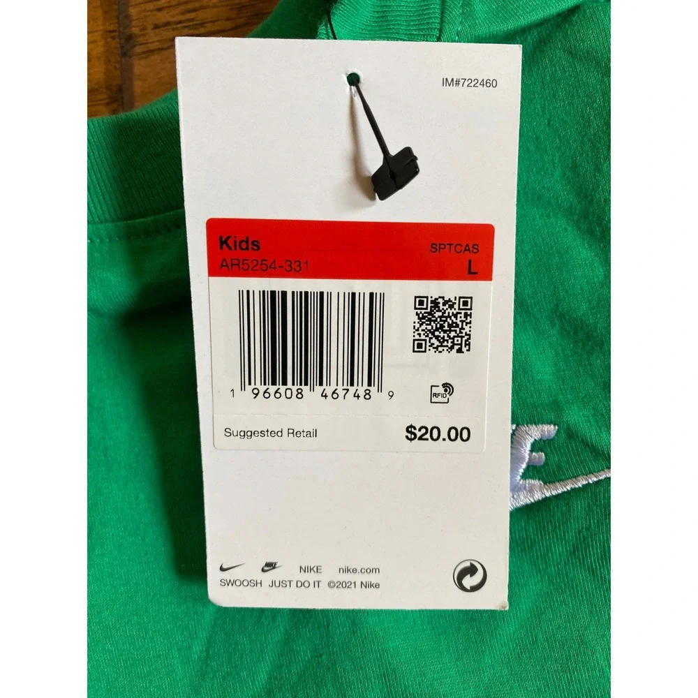 Nike Kids‎ Sportswear Futura Logo Green Short Sleeve T-Shirt AR5254-331 Size L